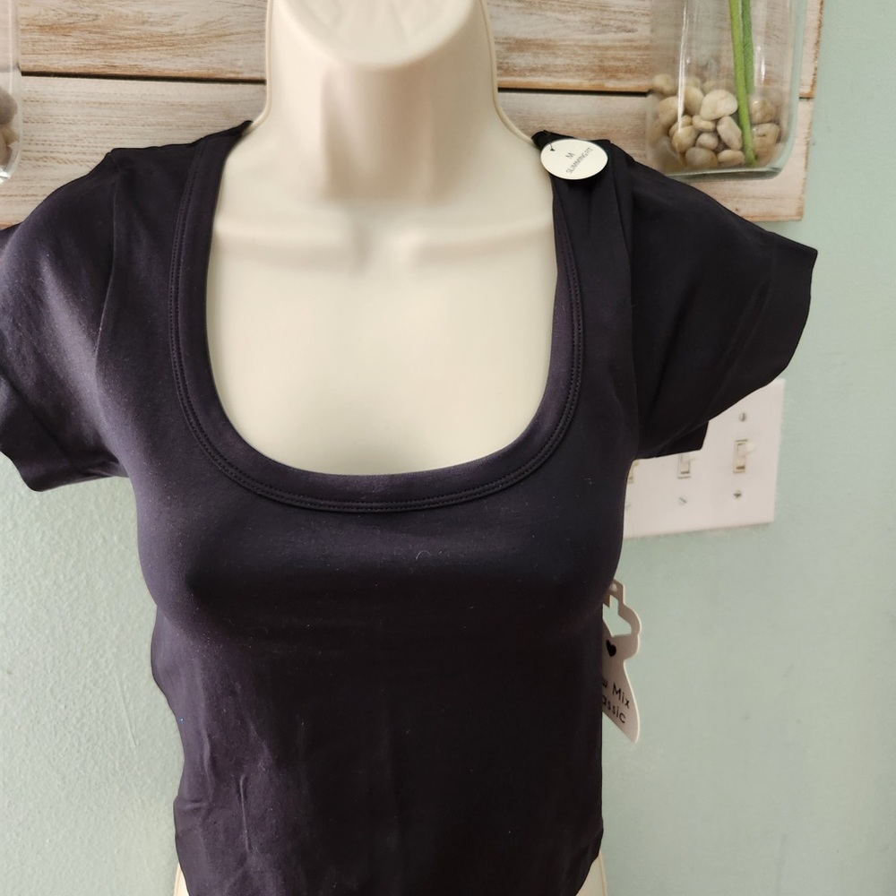 Black Fitted Cap Sleeve Crop Top